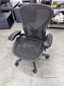 アーロンチェア　買取